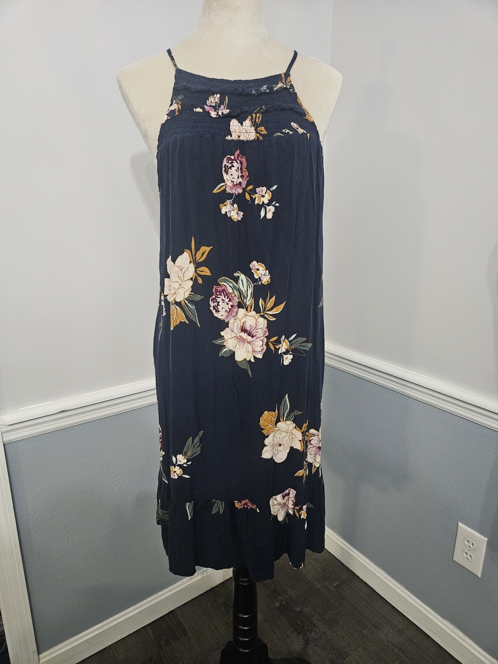 Maurices Floral Navy Maxi Skirt Smocked Neckline Keyhole Button Closure Sz S